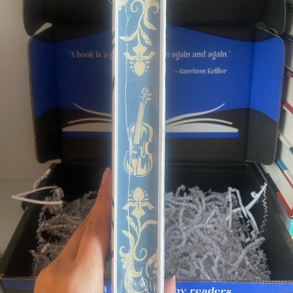 Ruthless Vows by Rebecca Ross Owlcrate Exclusive Edition - Picture 3 of 3